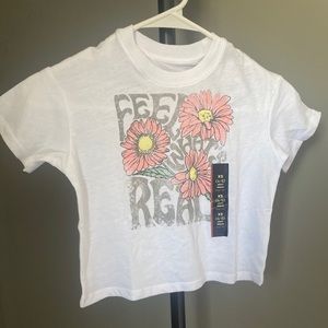Brand new kids art class t-shirt. Comes in pack of 3.